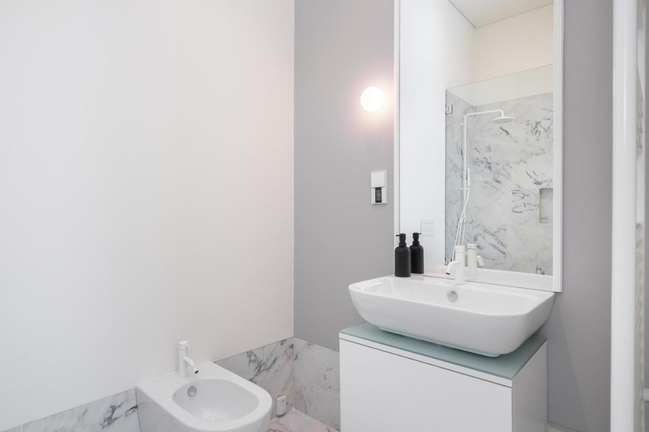Whome | Av. Da Liberdade Deluxe Apartment W/ S-Pool, Gym & Parking Lisbon Exterior photo